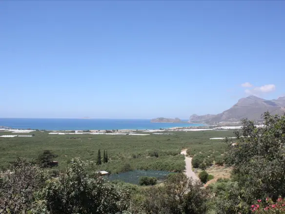 5-bedroom Hotel In Greece (256 M²)