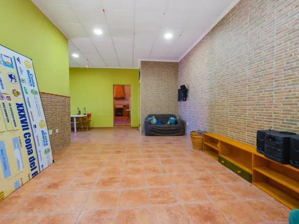 Villa Of 300 M² In San Miguel De Salinas, Spain