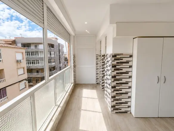 Apartment Of 75 M² In Torrevieja, Spain