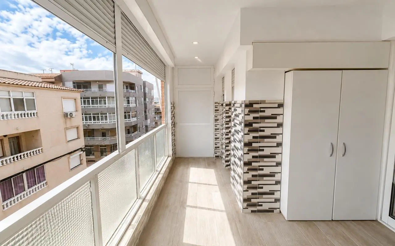 Apartment Of 75 M² In Torrevieja, Spain