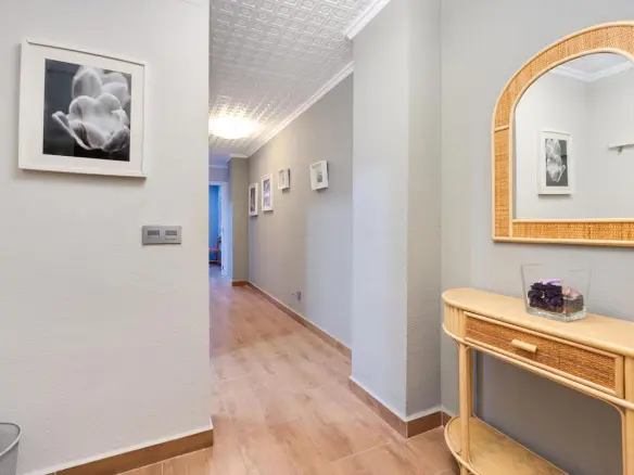 Apartment Of 115 M² In Torrevieja