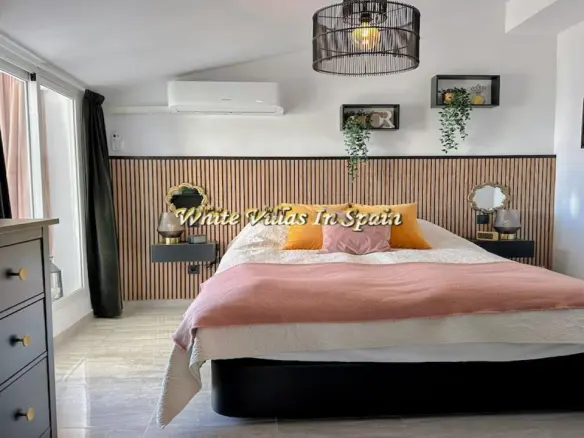Penthouse Of 85 M² In Torrevieja, Spain