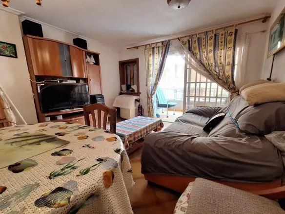 Apartment Of 77 M² With Sea Views In Torrevieja, Spain