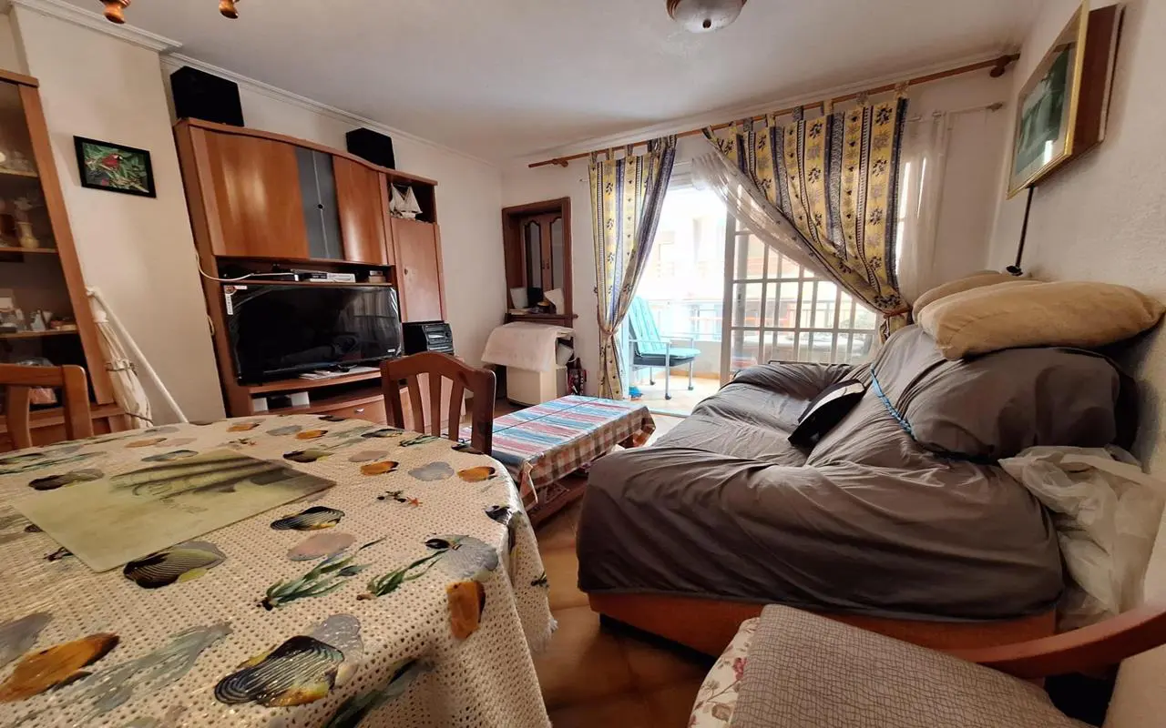 Apartment Of 77 M² With Sea Views In Torrevieja, Spain