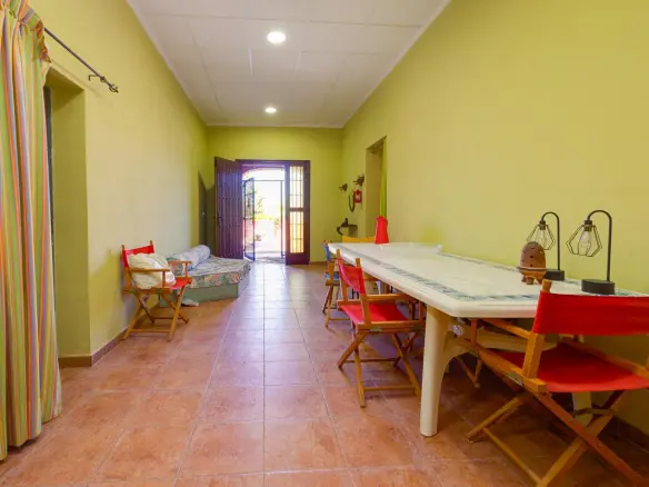 Villa Of 300 M² In San Miguel De Salinas, Spain