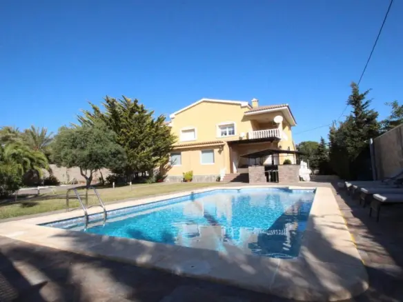 Villa Of 440 M² In Cabo Roig, Spain
