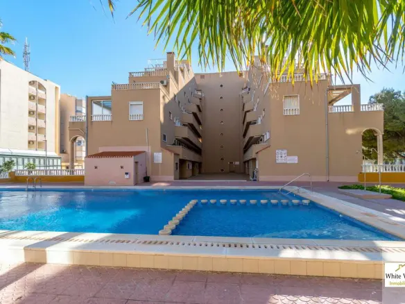 Apartment Of 65 M² In Punta Prima, Spain