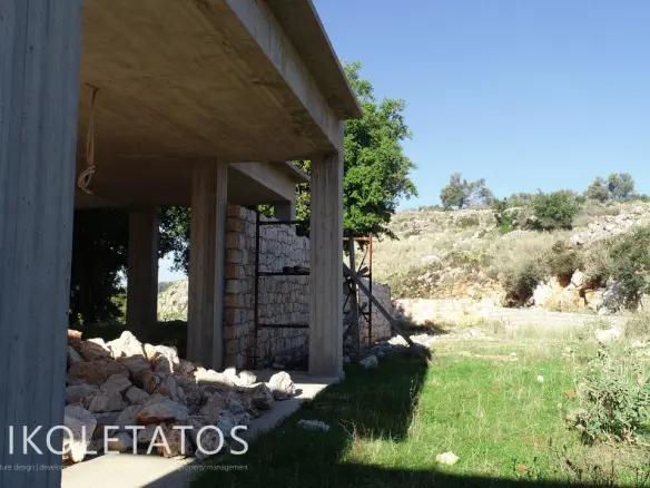 Charming Koutavos Home: Your Greek Oasis Awaits