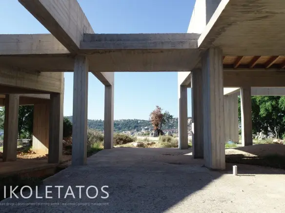 Charming Koutavos Home: Your Greek Oasis Awaits