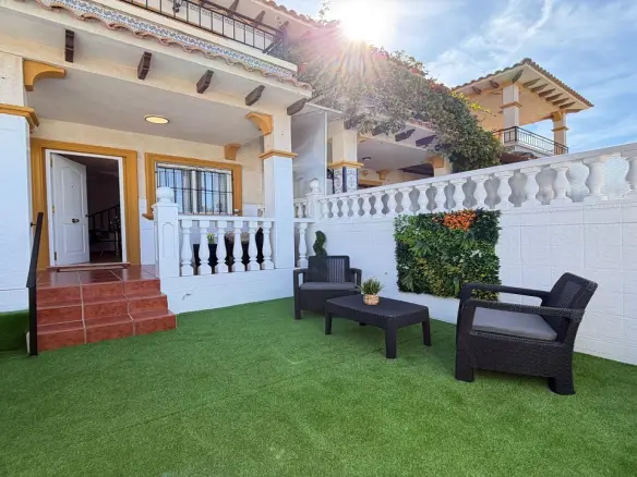 Town House 75 M² In Punta Prima, Spain