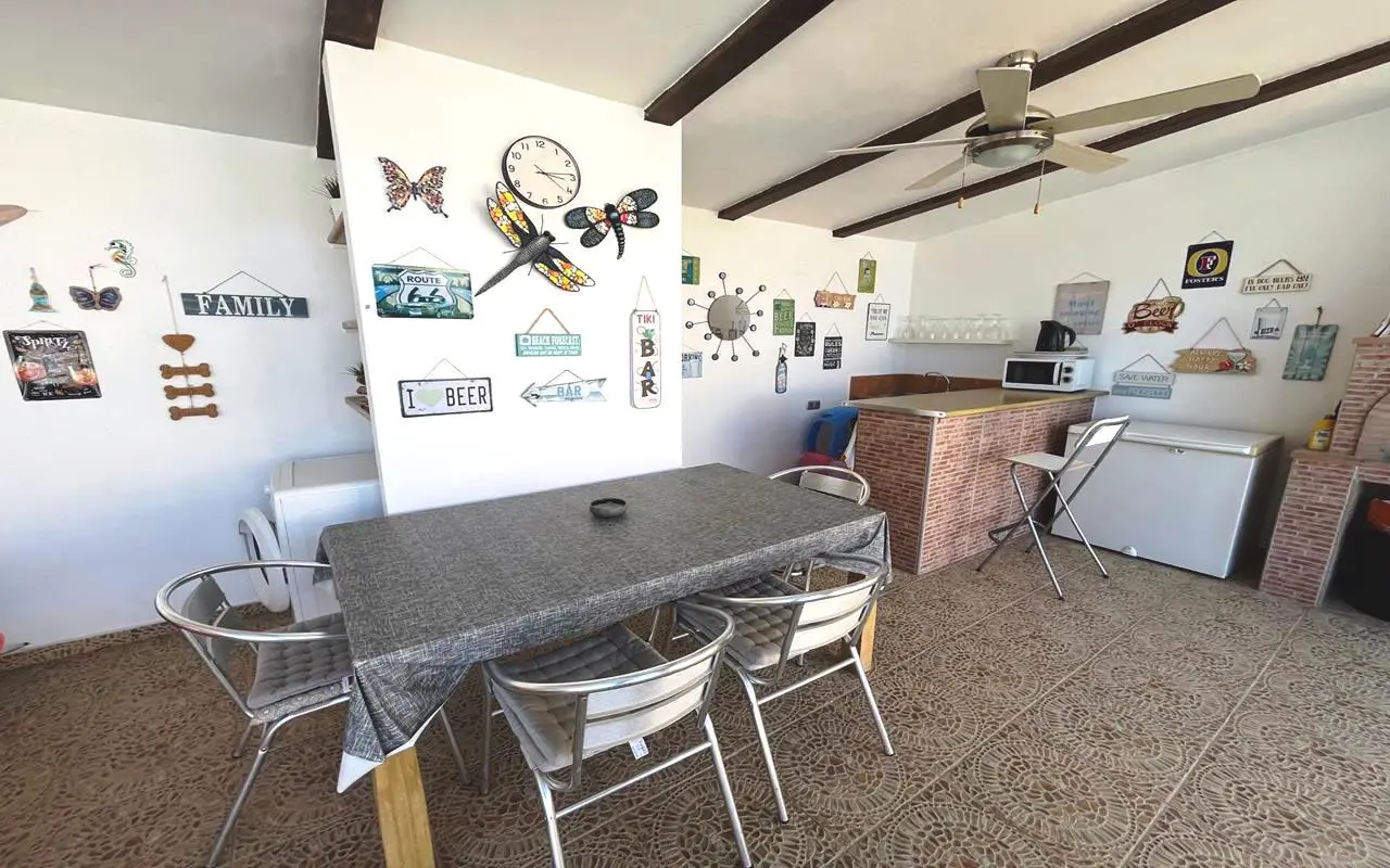 Country House Of 224 M² In Catral, Spain