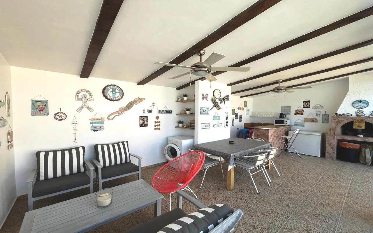 Country House Of 224 M² In Catral, Spain