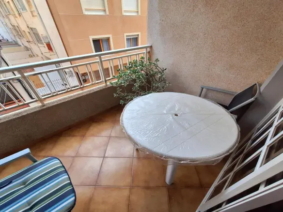 Apartment Of 77 M² With Sea Views In Torrevieja, Spain