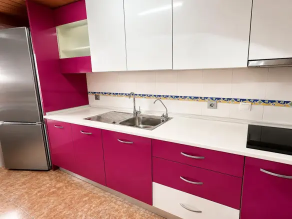 Apartment Of 75 M² In Torrevieja, Spain