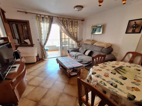 Apartment Of 77 M² With Sea Views In Torrevieja, Spain