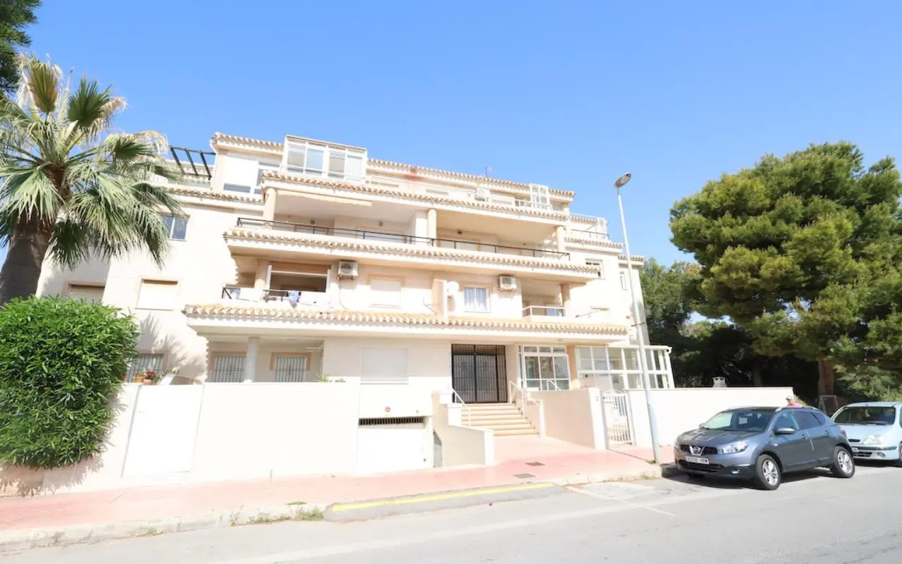 Apartment Of 75 M² In Playa Flamenca, Spain