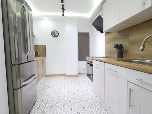Apartment Of 123 M² In Torrevieja, Spain