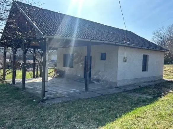 House Of 100 M² In Uppony, Borsod-abaúj-zemplén
