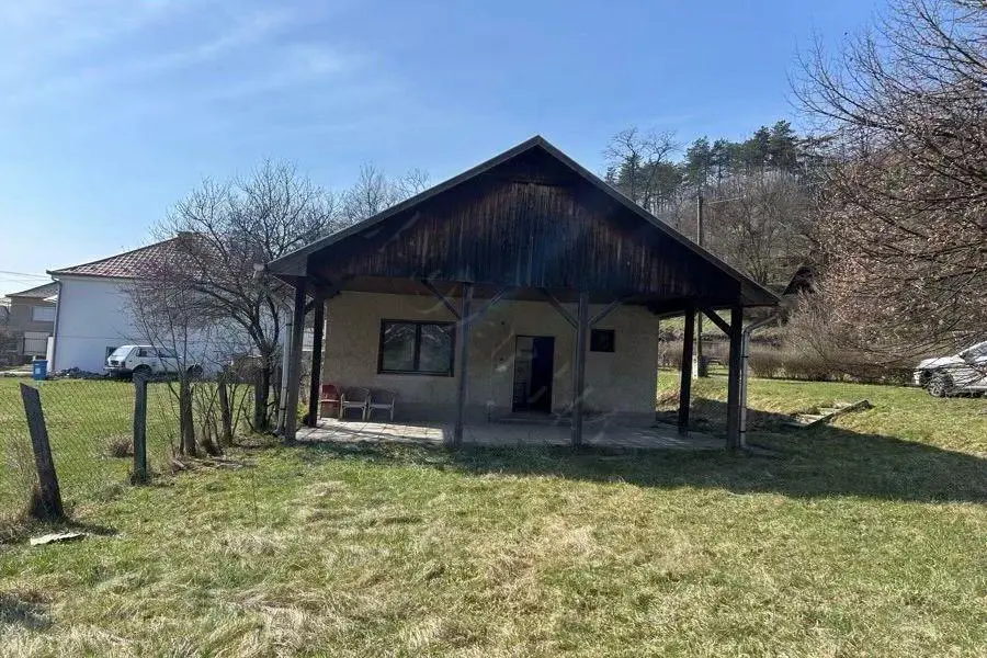 House Of 100 M² In Uppony, Borsod-abaúj-zemplén