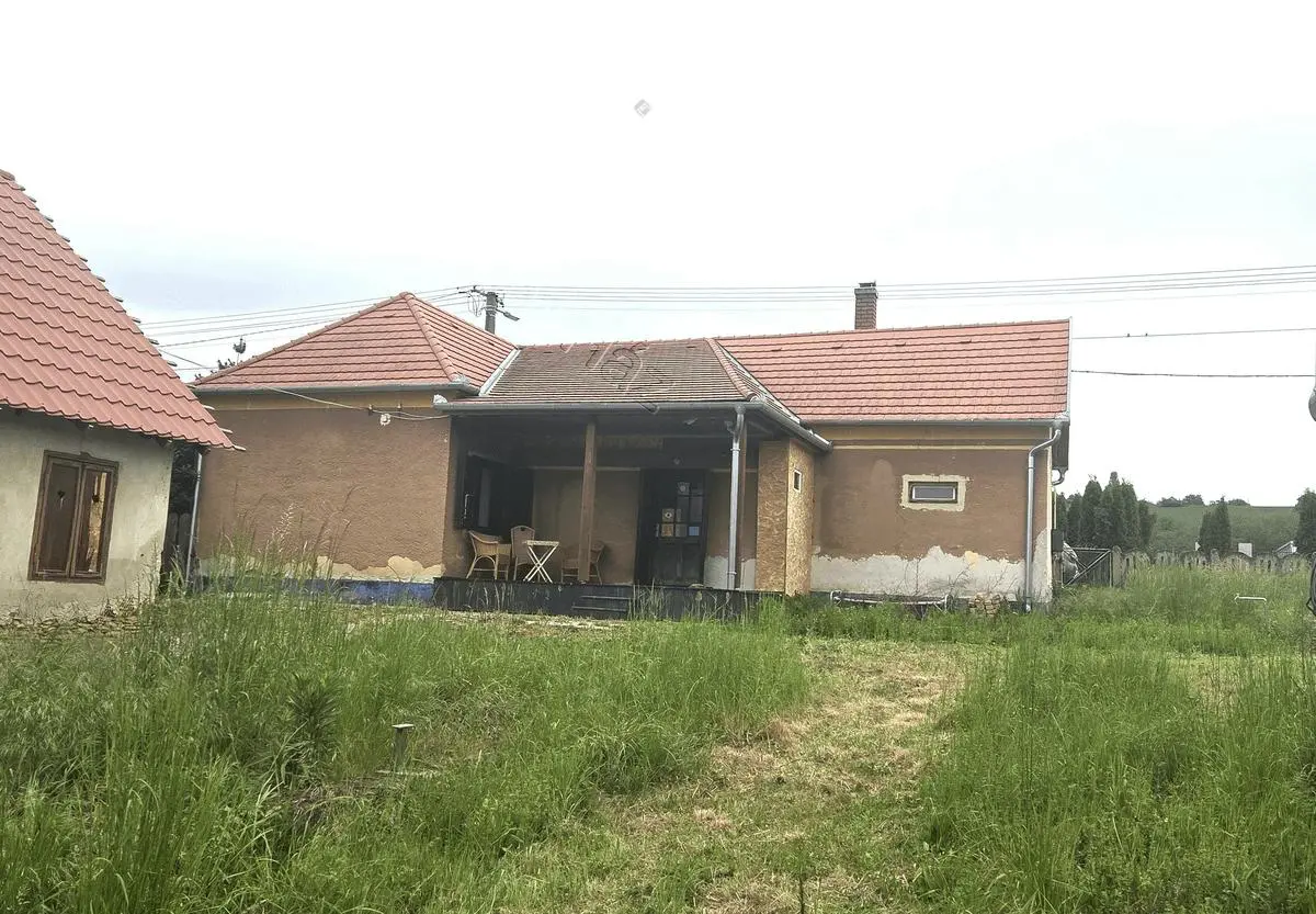 House Of 80 M² In Zalaszentlászló, Zala