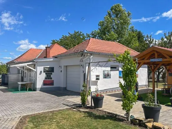 House Of 100 M² In Balatonszentgyörgy, Somogy