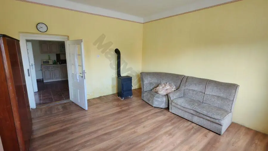 House Of 100 M² With Garden In Szentborbás, Somogy