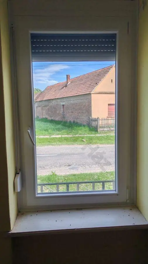 House Of 100 M² With Garden In Szentborbás, Somogy