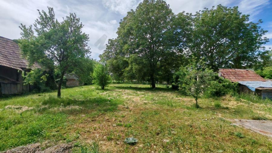 House Of 100 M² With Garden In Szentborbás, Somogy