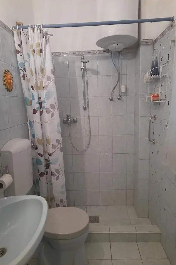 House Of 1000 M² In Szulok