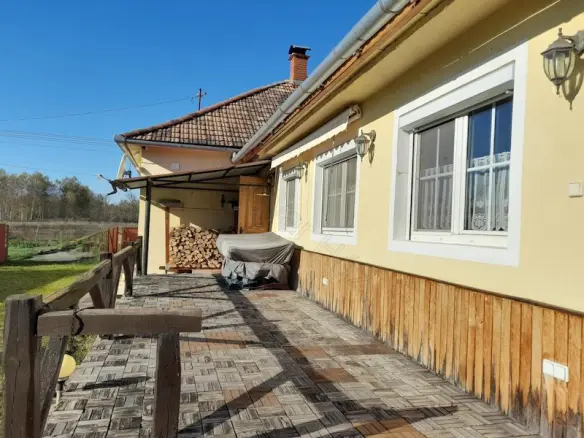 House Of 75 M² With Garden In Szulok, Somogy