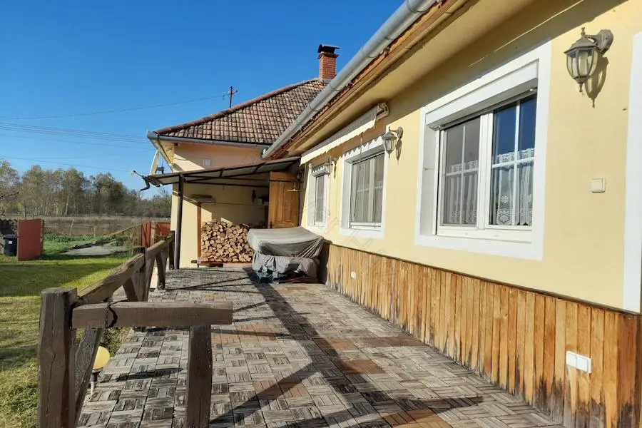 House Of 75 M² With Garden In Szulok, Somogy