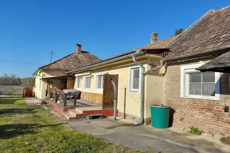 House Of 75 M² With Garden In Szulok, Somogy