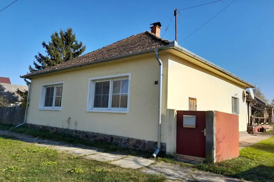 House Of 75 M² With Garden In Szulok, Somogy
