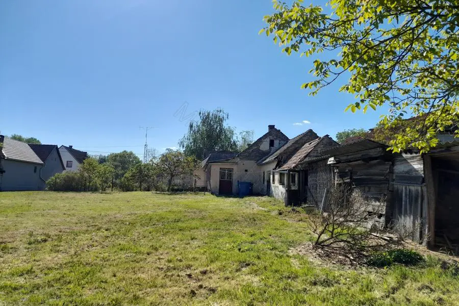 House Of 0 M² With A Garden In Darány, Somogy