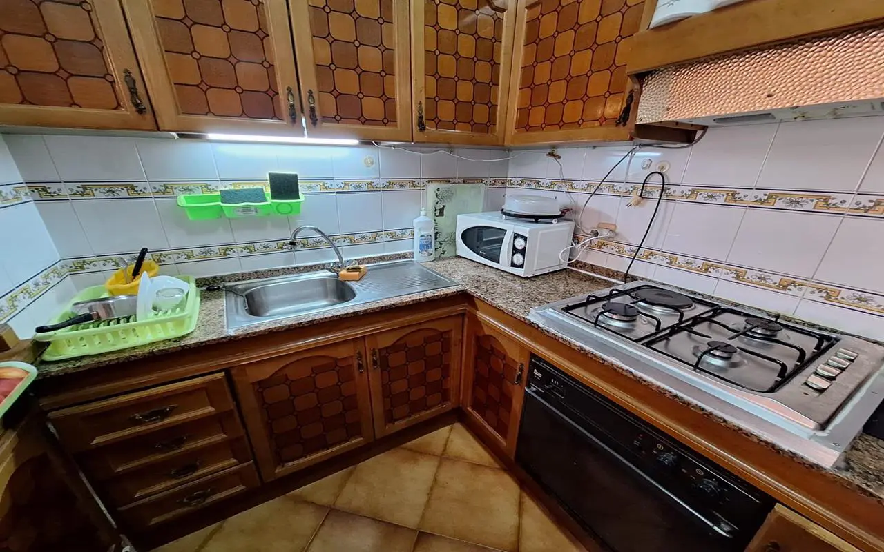 Apartment Of 77 M² With Sea Views In Torrevieja, Spain