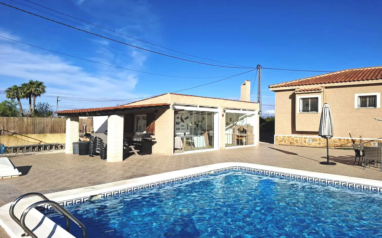 Country House Of 224 M² In Catral, Spain