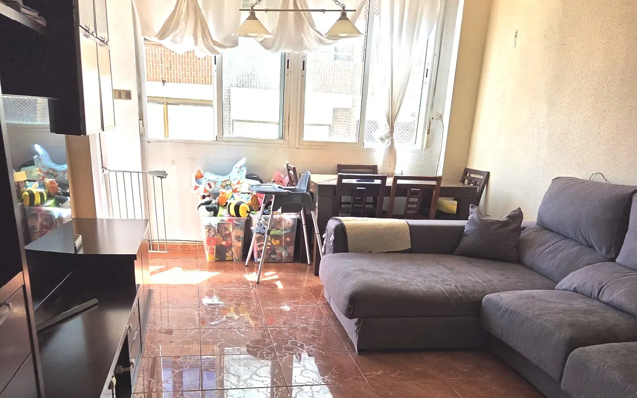 Apartment Of 75 M² In Torrevieja, Spain