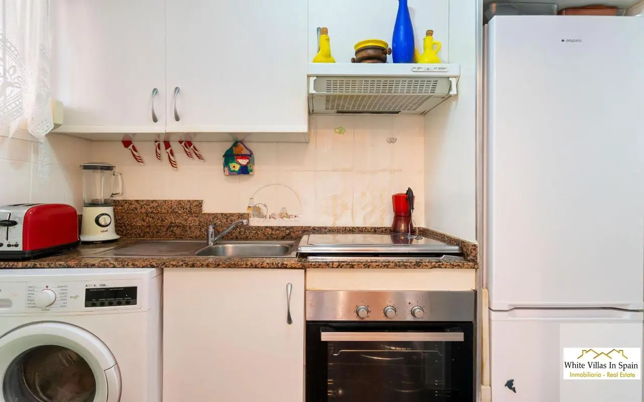 Apartment Of 65 M² In Punta Prima, Spain