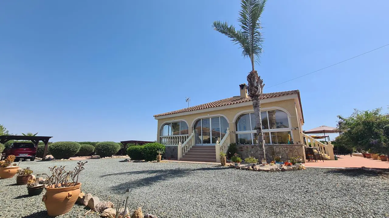 Villa Of 140 M² In Catral, Spain