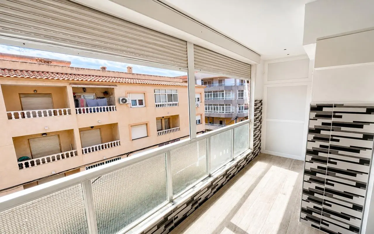 Apartment Of 75 M² In Torrevieja, Spain