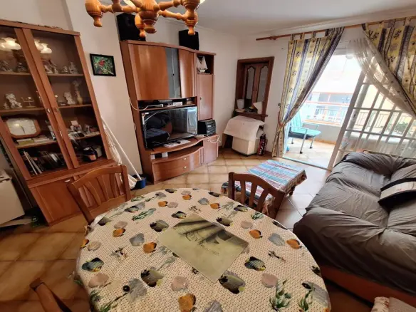 Apartment Of 77 M² With Sea Views In Torrevieja, Spain