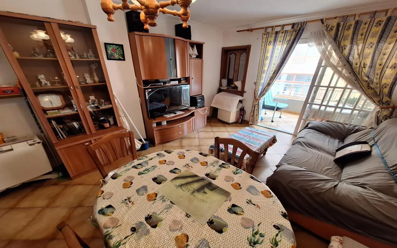 Apartment Of 77 M² With Sea Views In Torrevieja, Spain
