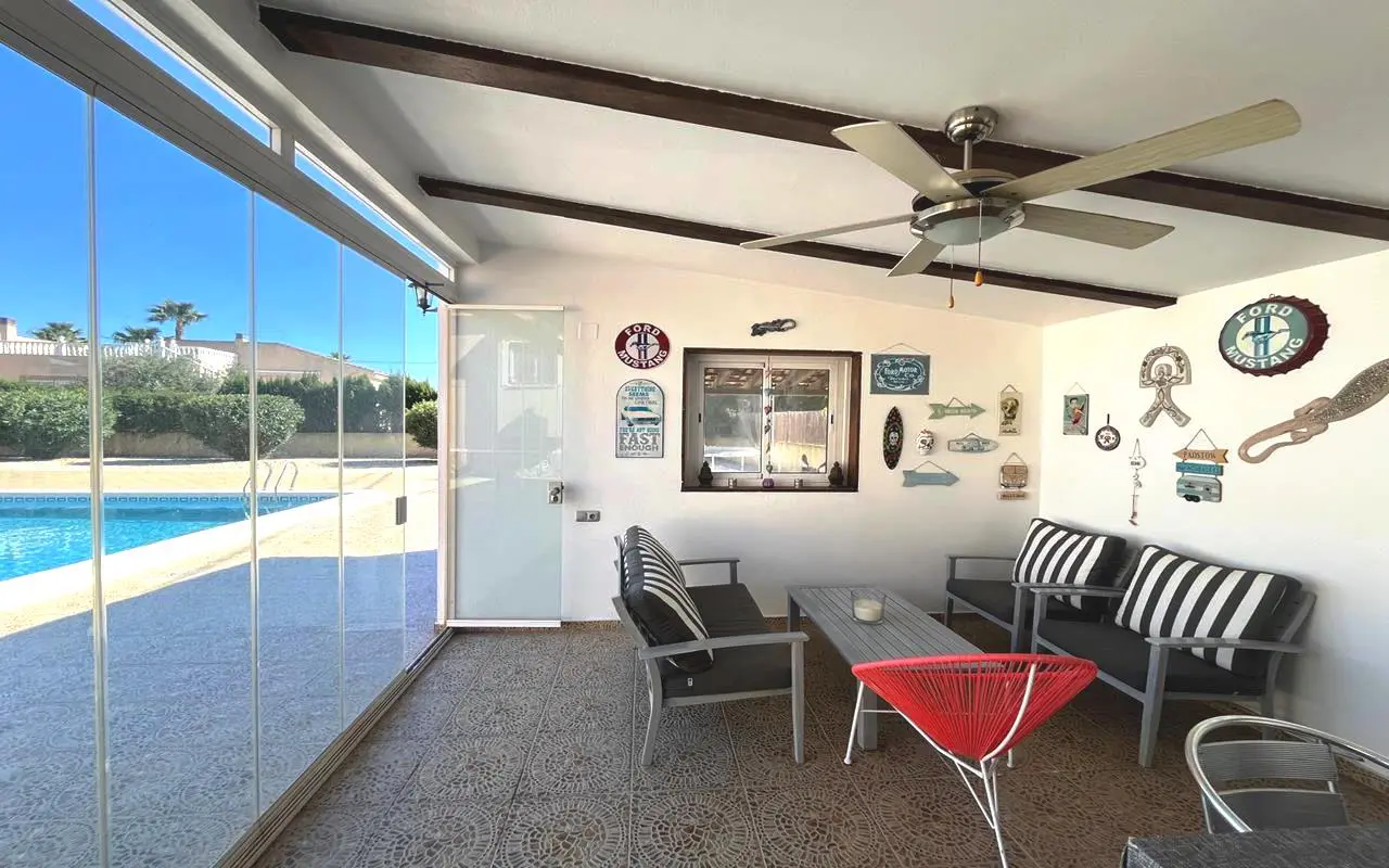 Country House Of 224 M² In Catral, Spain