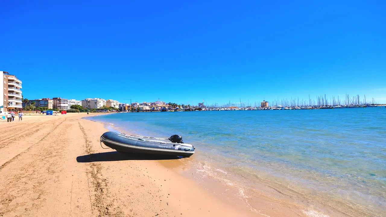 Apartment Of 115 M² In Torrevieja