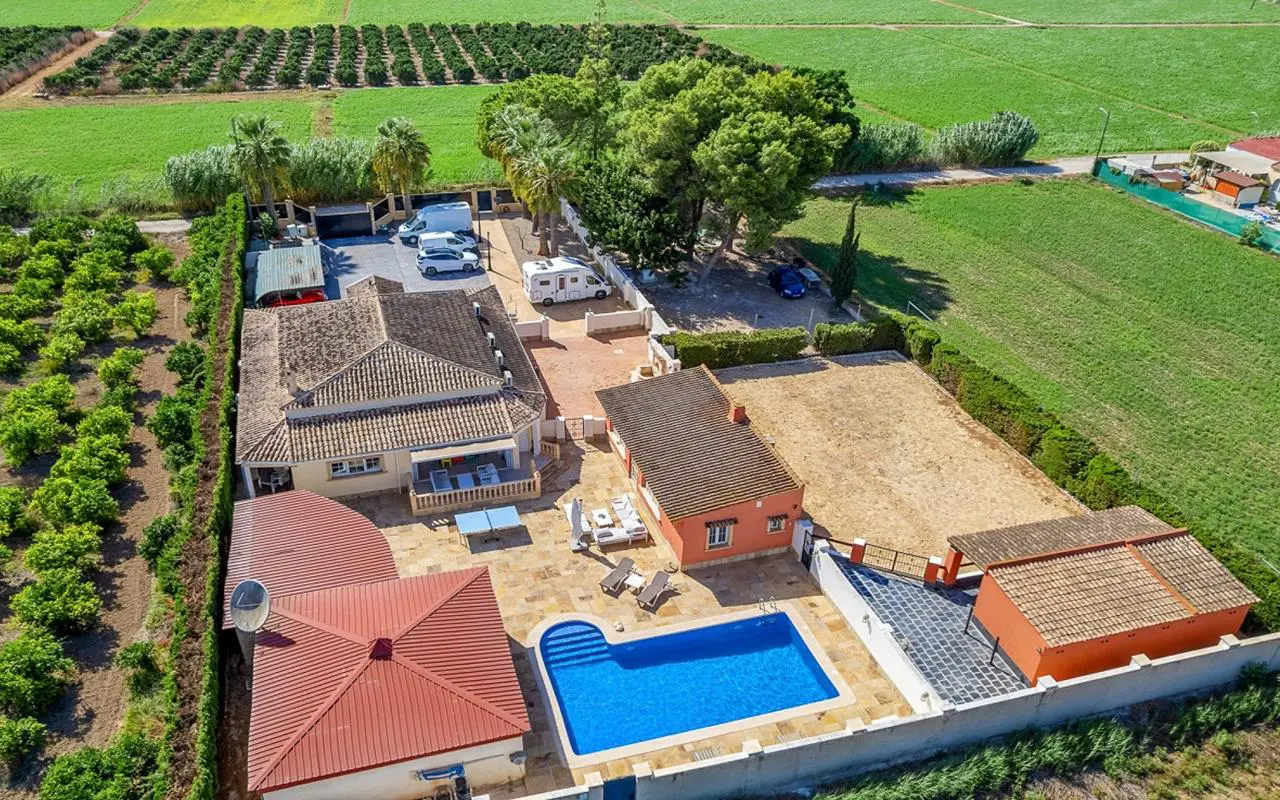 Country House Of 300 M² In Rojales, Spain