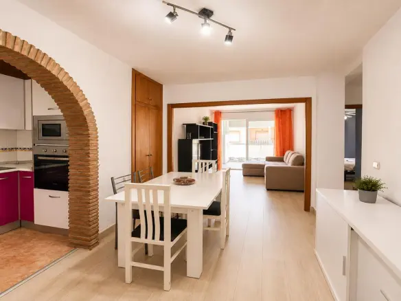 Apartment Of 75 M² In Torrevieja, Spain