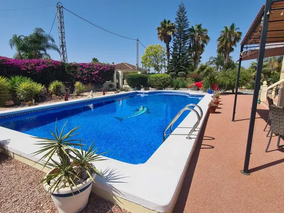 Villa Of 140 M² In Catral, Spain