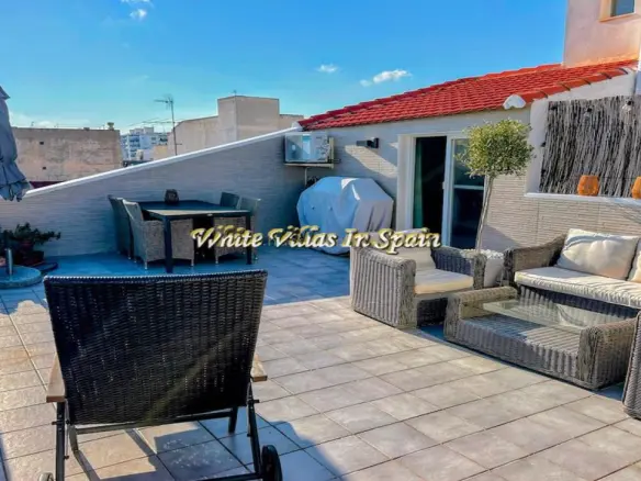 Penthouse Of 85 M² In Torrevieja, Spain