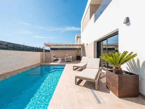 Villa Of 116 M² In Ciudad Quesada, Spain