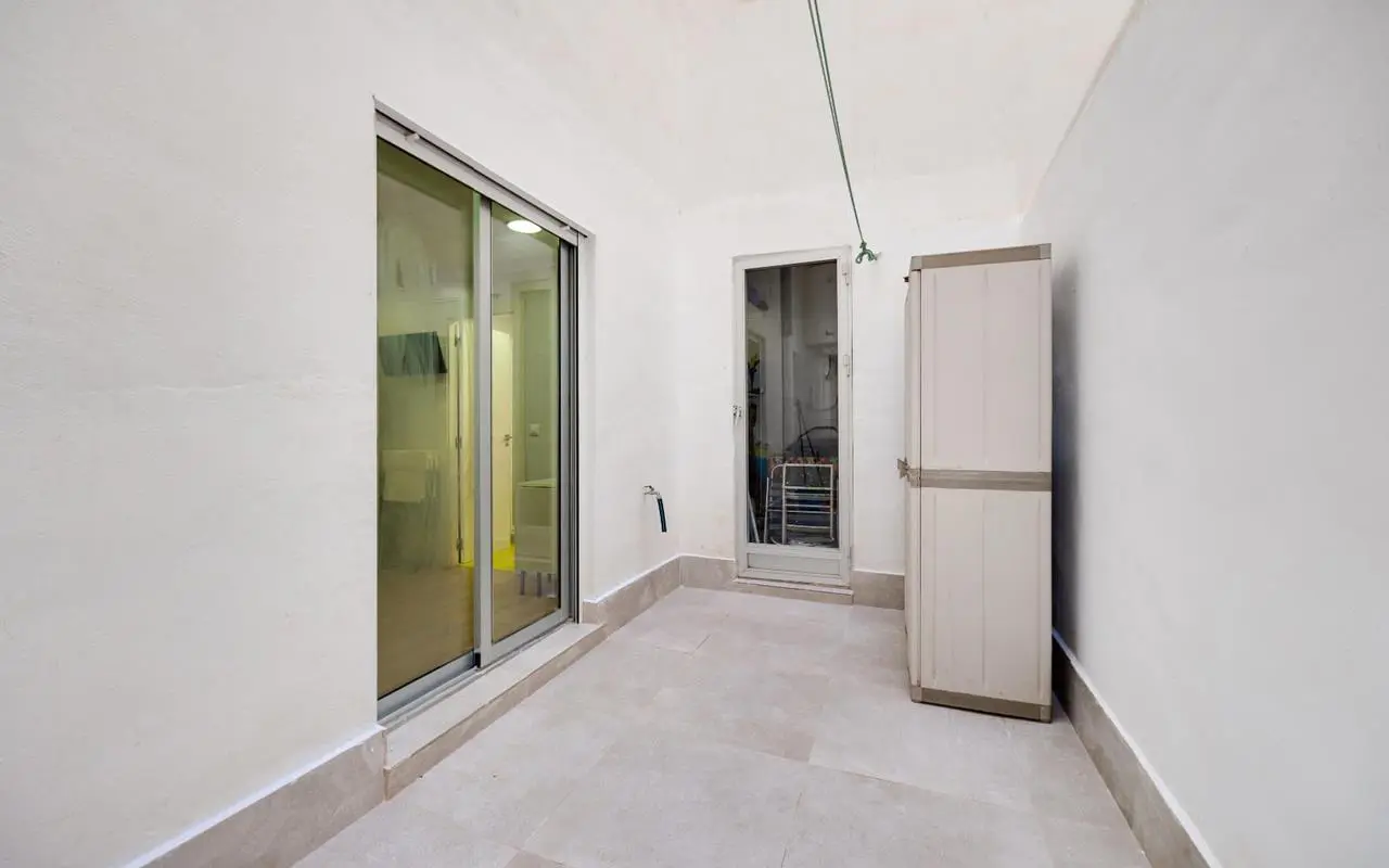 Apartment Of 115 M² In Torrevieja